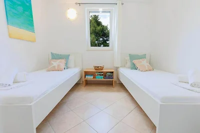 Lumbarda Resort Apartments - Comfort Two-Bedr...
