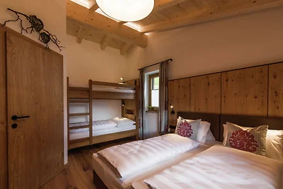 Chalet met sauna in Neukirchen Am...