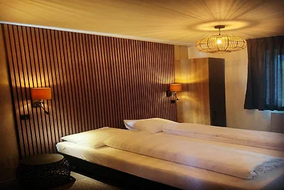 Luxuriöse Wellness-Lodge für ein Paar