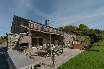 Schönes Ferienhaus in Bertrix mit eigenem...