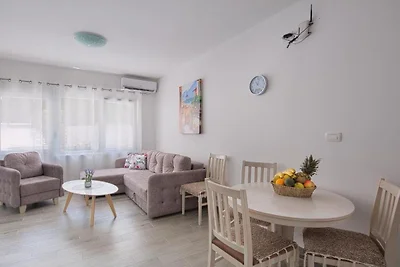 One bedroom Apartment 2