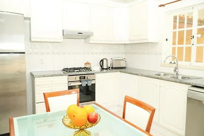 Villa in Albufeira mit Meerblick & Pool