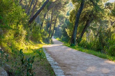 Feel Good Apartment - Two-Bedroom Apartment w...