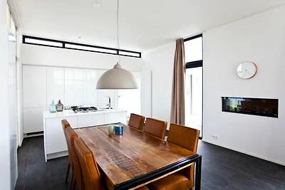 Modernes Ferienhaus 600 m vom Meer entfernt