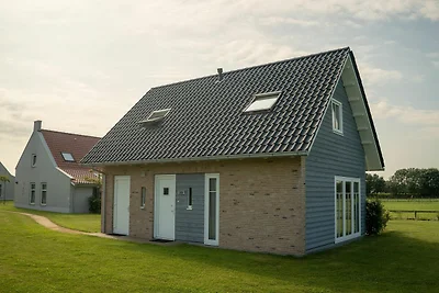 Vrijstaand vakantiehuis, op 700 m.