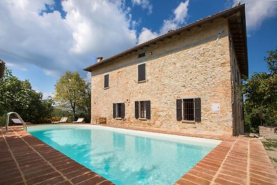 Luxe villa met zwembad in Tabiani Castello...