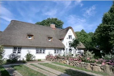 Ferienhaus in Nieblum mit Schwimmbecken