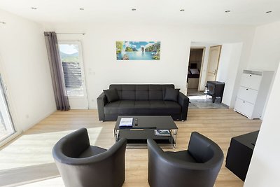 Modern vakantiehuis met privé zwembad