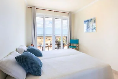 Wohnung in Lagos mit Dachpoolblick