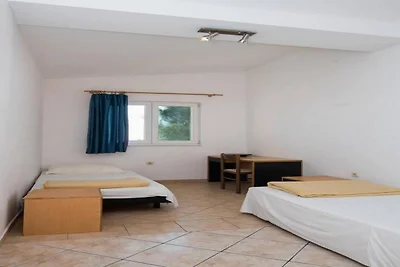 Schöne Wohnung in Brodarica