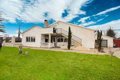 Belvilla di OYO La Casa de Valen