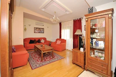 Chic and Stylish Kastel Novi Apartment with P...