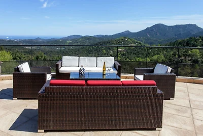 Opulenta villa a Les Adrets-de-l"Estérel
