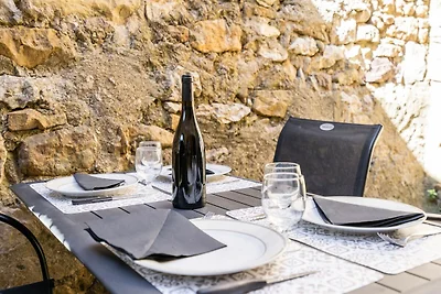 Ferienhaus mit privatem Innenhof in Minerve