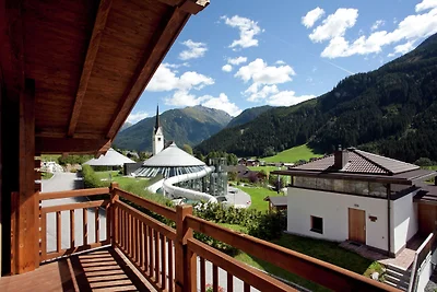 Luxuriöses Chalet im Pinzgau mit Pool