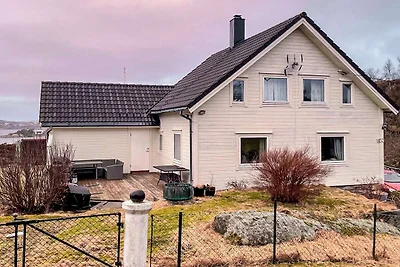 8 Personen Ferienhaus in hauglandshella