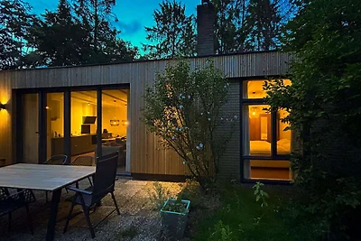 Schöne Feriensuiten im Wald mit Wellness