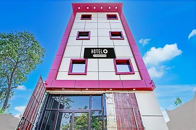 Hotel O Sikandra in der Nähe des Akbar-Grabes