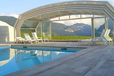 Wohnung in Villa mit Schwimmbad mit...