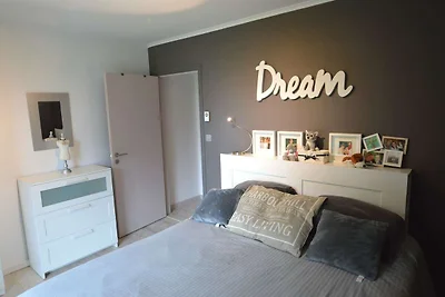 Schicke Ferienwohnung in Polleur mit Sauna