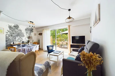 Apartment in Les Sables mit Pool und Strand