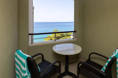 Standard Double Room With Private Bathroom 3