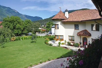 Appartamento a Naz-Sciaves con giardino
