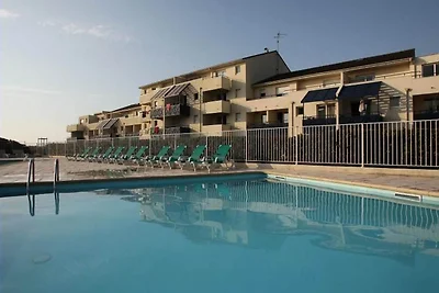 Marineblaue Residenz f�r drei Personen