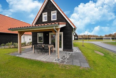 Moderne vakantiewoning in Scherpenisse met...