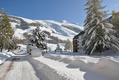 Apartment in Les Deux Alpes mit Balkon