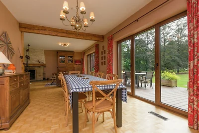 Villa a Erneuville vicino al centro cittא