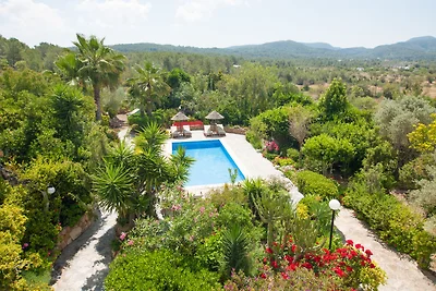 Moderne Villa mit Swimmingpool in St.
