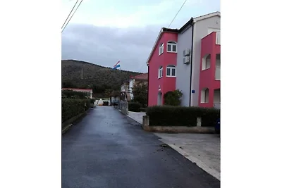 Ferienhaus in Trogir mit Schwimmbecken