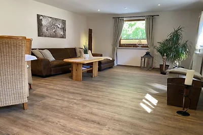 Ferienhaus in Saal mit Schwimmbecken
