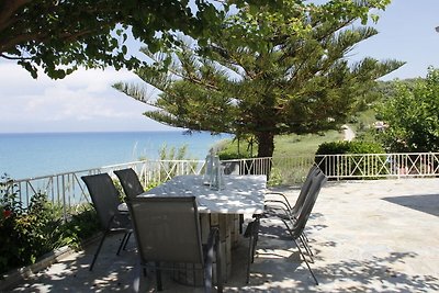 Geräumige Villa auf Korfu nahe dem Meer