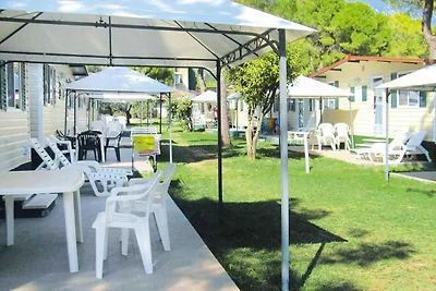 Casa mobile presso il campeggio Toscolano a T...