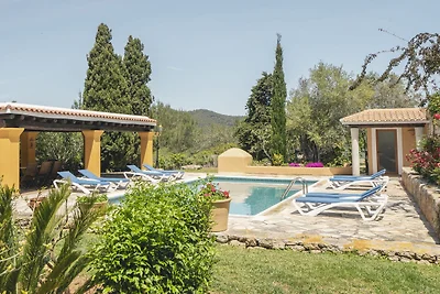 Schöne Villa mit Jacuzzi