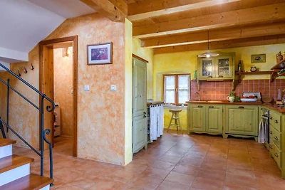 Villa in Rakalj mit Schwimmbecken