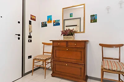 Moderna casa vacanze a Lazise con piscina in...