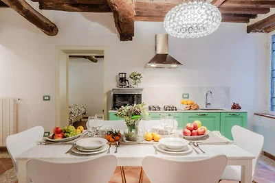 Appartamento a Lucca con cortile privato