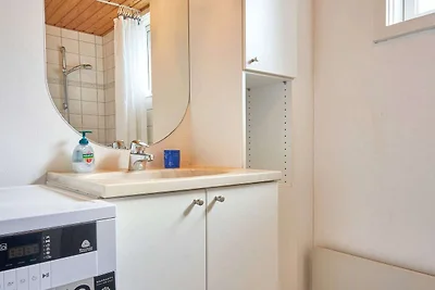 8 Personen Ferienhaus in Nexø