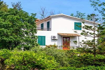 Spaziosa villa con piscina in Calabria