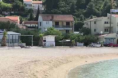 Spazioso appartamento a Klek con terrazza...