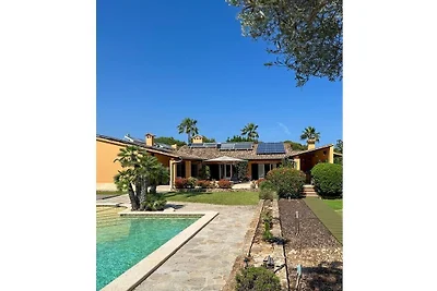 Villa in Cala Muarad mit Schwimmbecken
