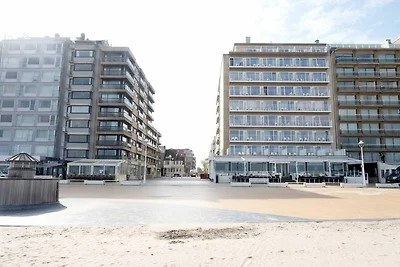 Appartement in Nieuwpoort met zee en strand