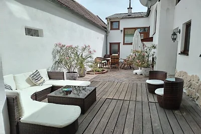 Ferienhaus in Mörbisch mit Schwimmbecken