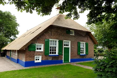 Ferme à Staphorst avec sauna