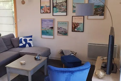 House in St. Quay near GR34 and Beaches