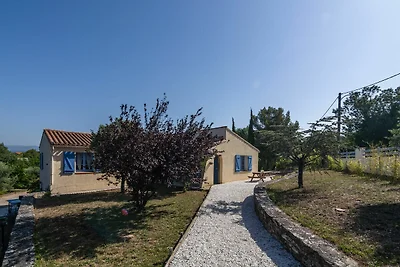 Geräumiges Ferienhaus mit Garten