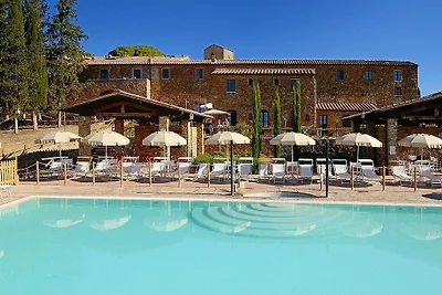 Ferienanlage Antico Borgo Casalappi, Campigli...